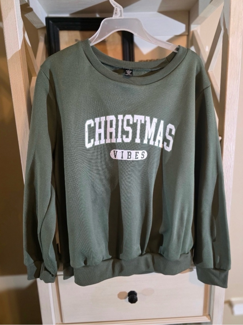 Christmas SHEIN Olive Green
Curve Sweatshirt